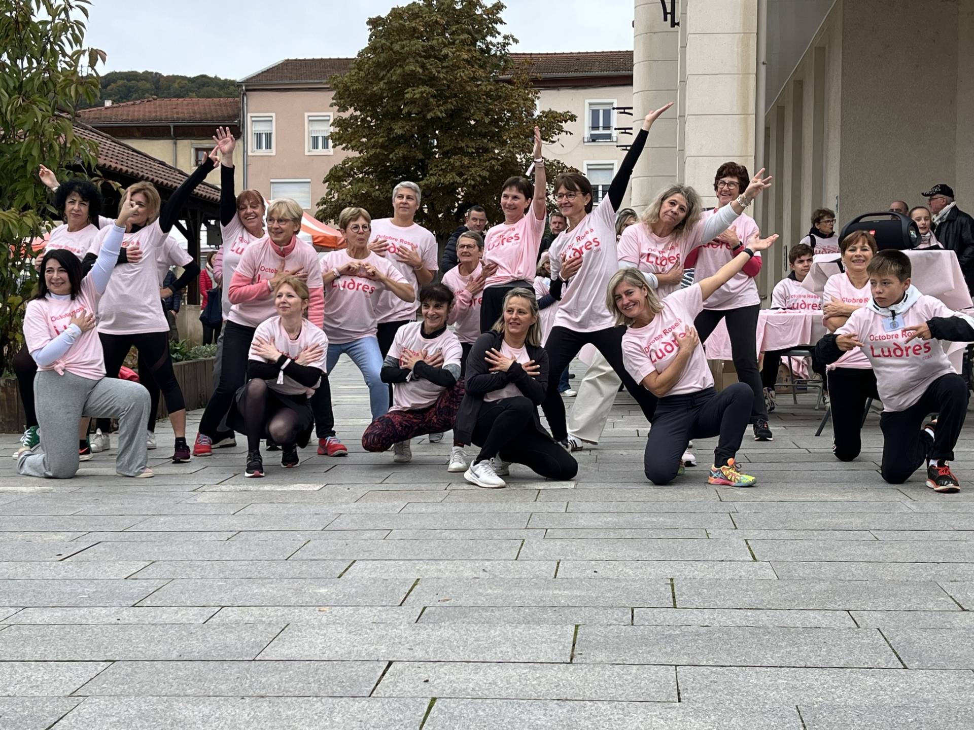 OCTOBRE ROSE - Ludres