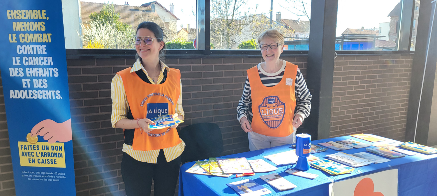 Stand Leclerc opération tous unis contre le cancer
