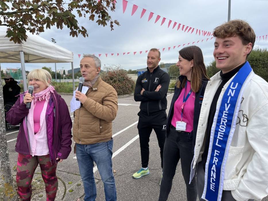 OCTOBRE ROSE Cora Toul