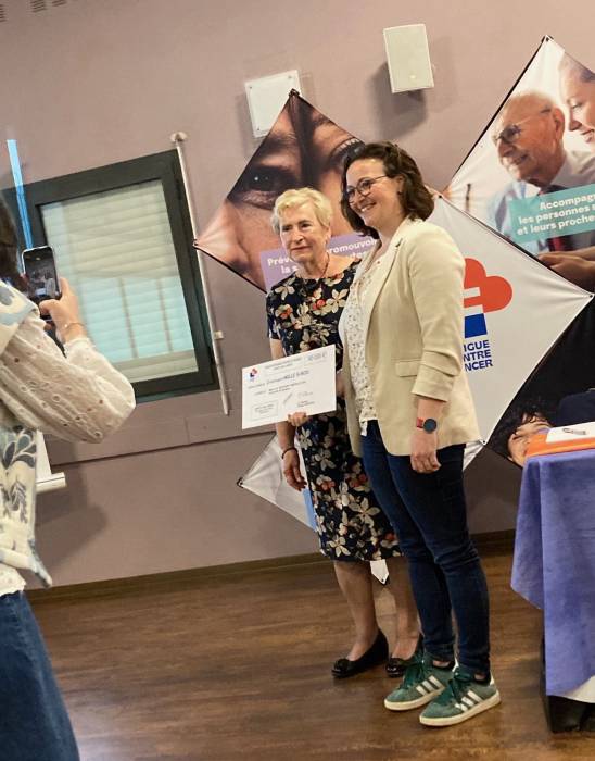 chercheur 4 remise cheque
