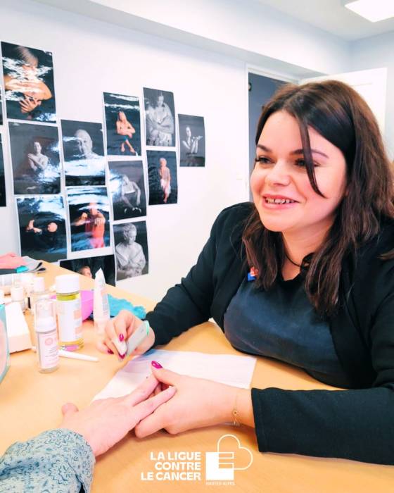 Laura en plein atelier