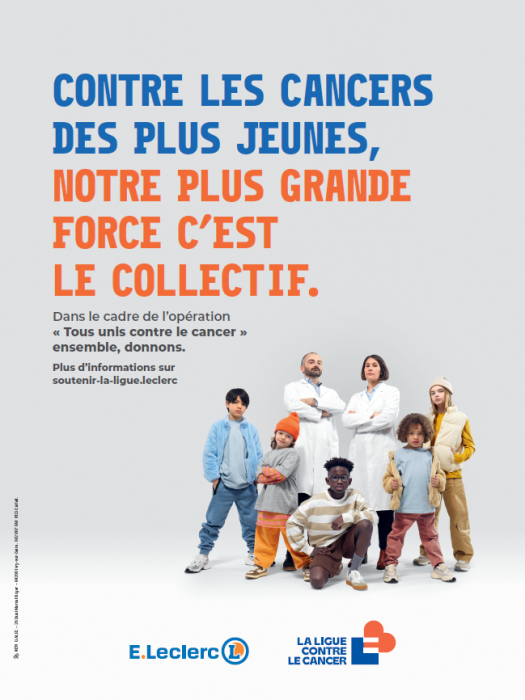 2 Chercheurs financés par la ligue et des enfants qui posent ensemble pour l'opération Tous unis contre le cancer 2026