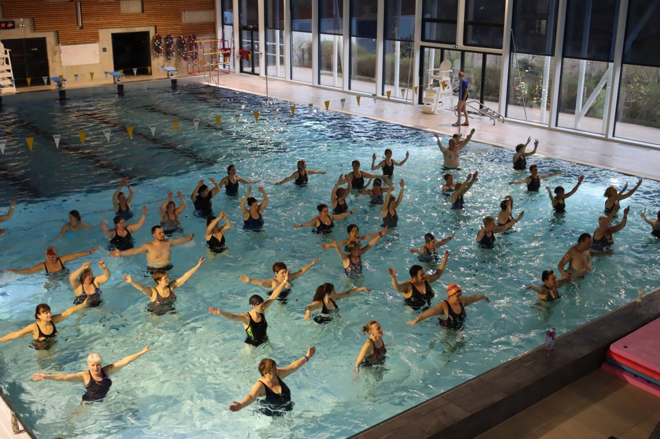 Mars Bleu - Piscine Aqua'MM de la Ville de Neuves-Maisons